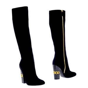 CASADEI
Knee boots
7 (US) - Black